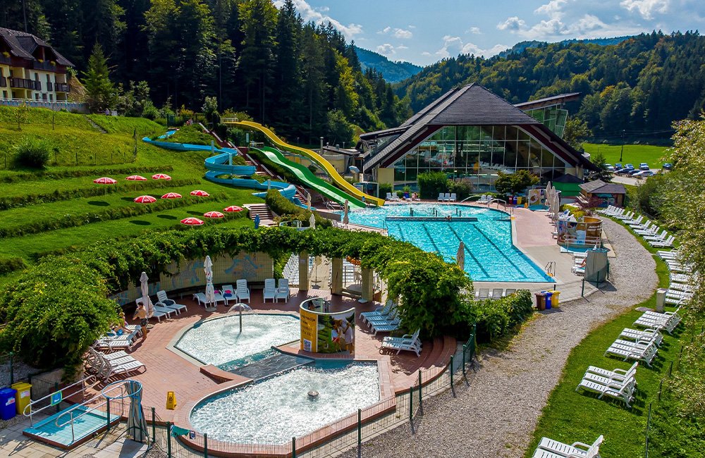 Camping Terme Snovik bij Kamnik en Velika planina bij de Kamnische Alpen in het noorden van Slovenië