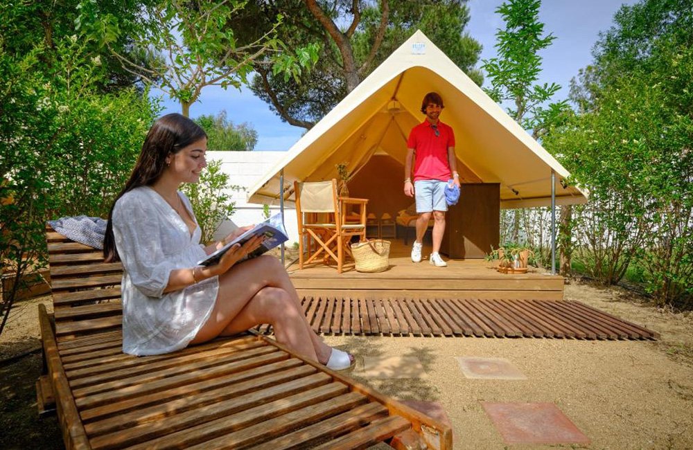 Glamping tent op Camping Rodas bij Roses aan de Costa Brava in Spanje Catalonië