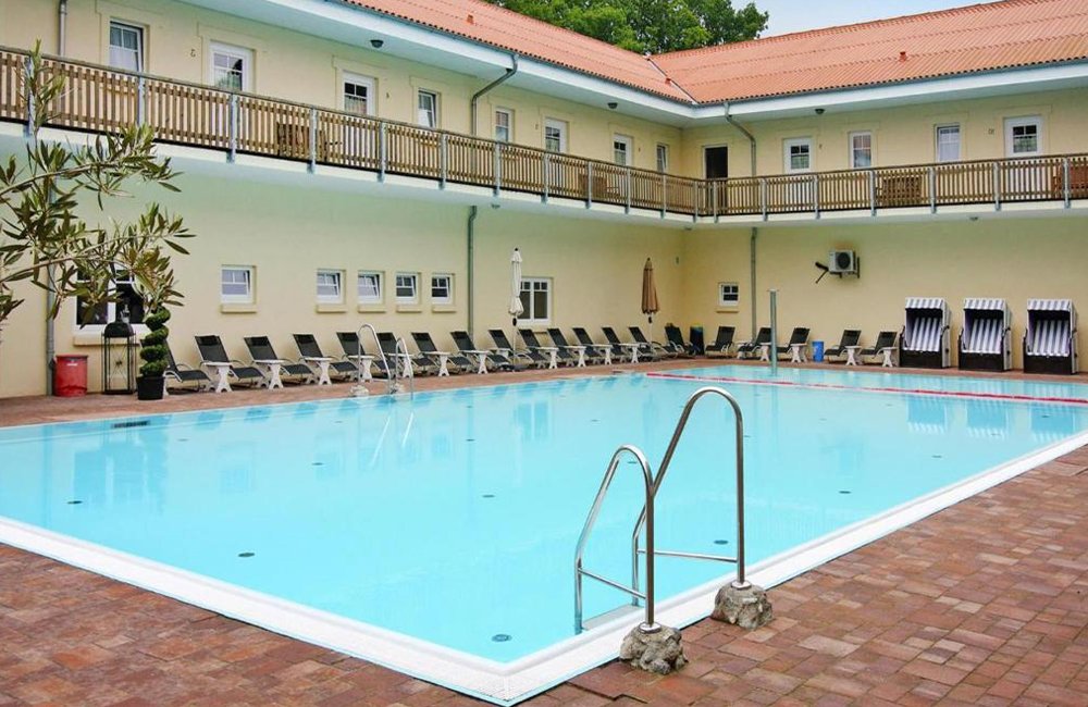 Zwembad van Ostsee Camping und Ferienpark Markgrafenheide in Duitsland