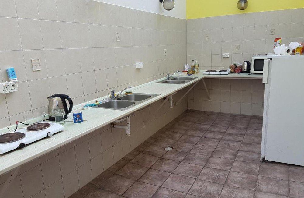 Keuken van Camp Tatranec in de Hoge Tatra Slowakije