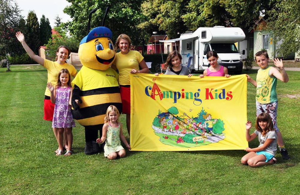 Animatie op Camping Sokol Praha aan de rand van Praag in Tsjechië