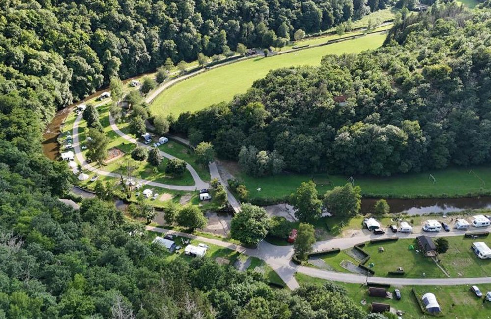 Camping Kautenbach aan de Rivier de Clerve in de luxemburgse Ardennen