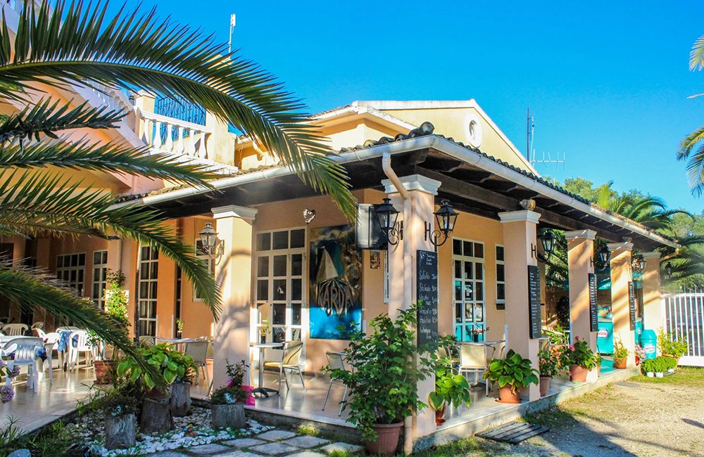 Restaurant van Camping Karda op Corfu in Griekenland aan de Ionische Zee