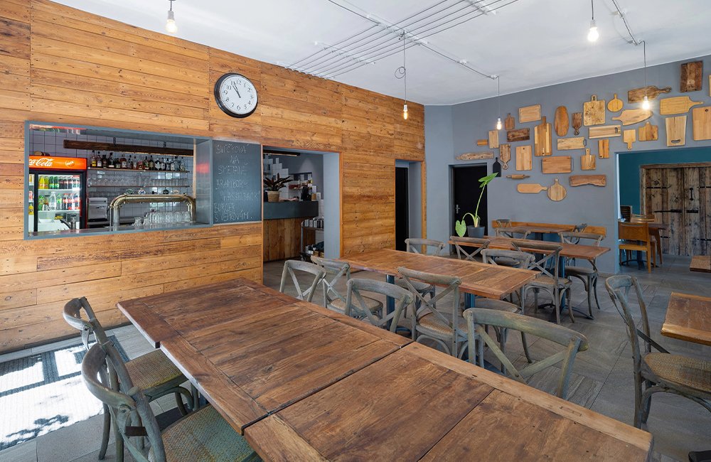 Restaurant van Camping Sokol Praha aan de rand van Praag in Tsjechië