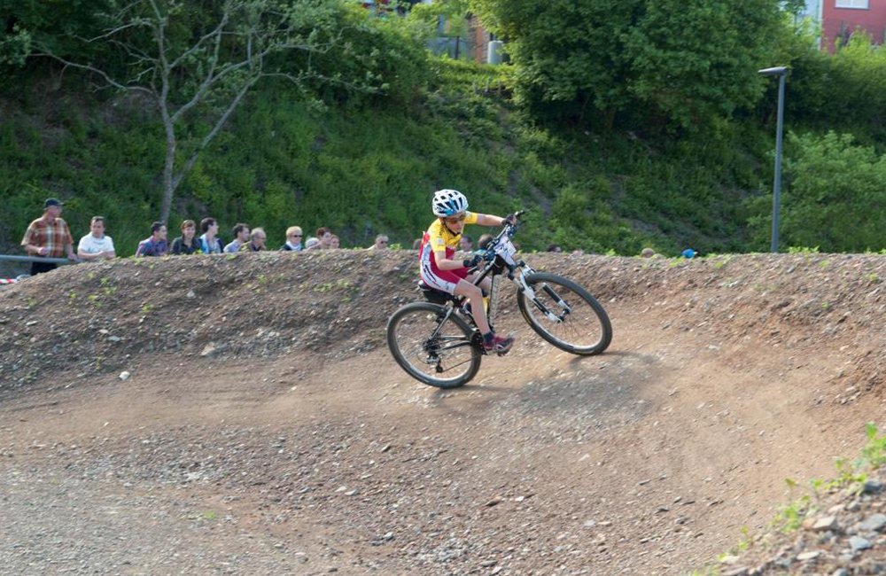 fietscrossbaan van Camping Kaul bij Wiltz in de Ardennen van Luxemburg
