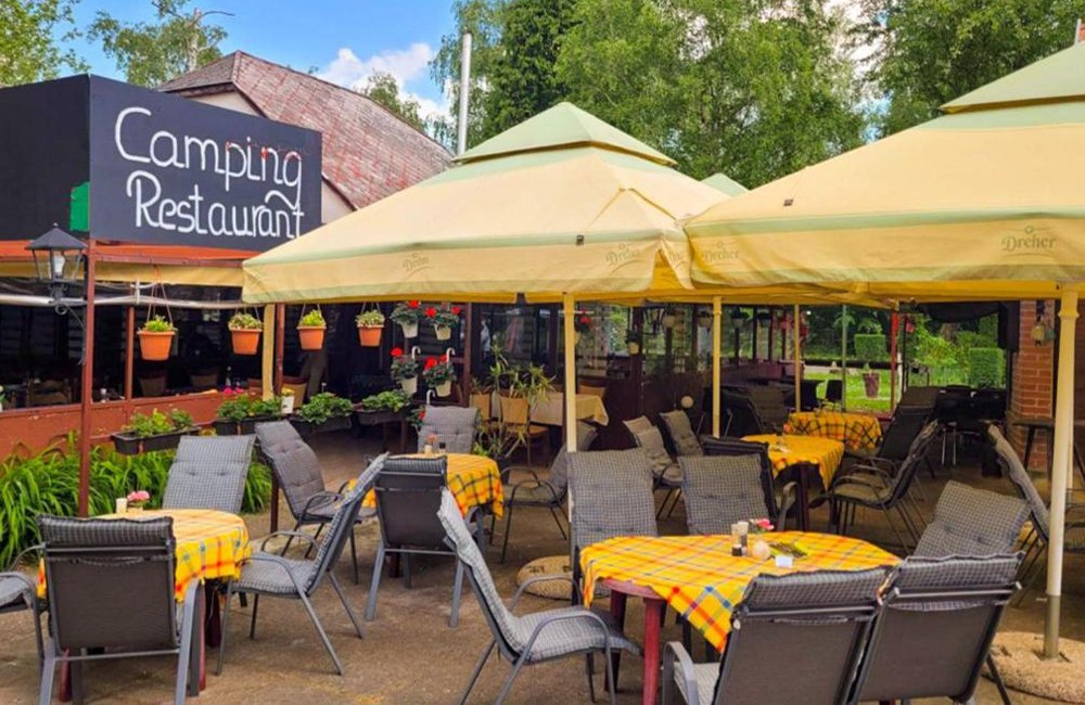 Restaurant van Camping Thermal Zalakaros bij het Balatonmeer in het westen van Hongarije
