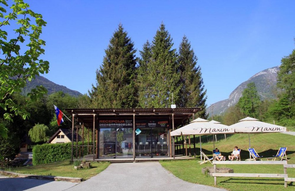 Receptie van Glamping Virje in de Soča vallei van Slovenië