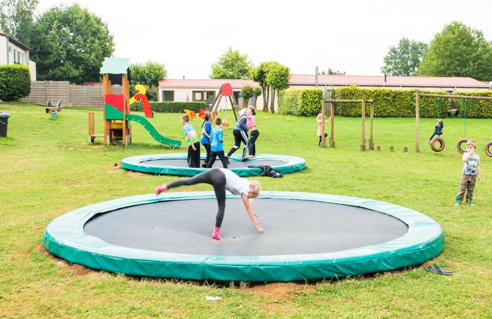 Speeltuin van Camping La Colline de Rabais in de Ardennen van België
