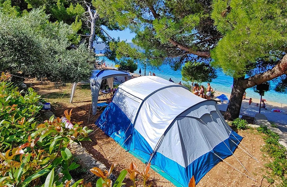Camping Kovačine aan de Adriatische zee in Kroatië