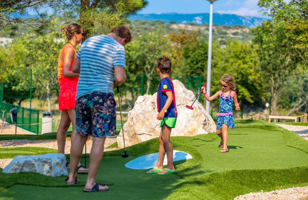 Camping Omišalj op het Kroatische eiland Krk