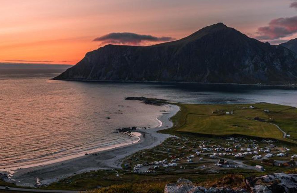 Diervriendelijke camping Lofoten Beach Camp