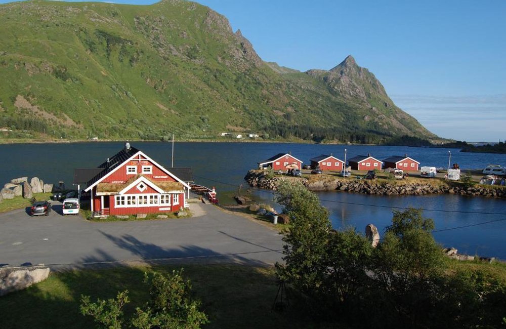 Hondvriendelijke camping Lofoten Fjordcamp