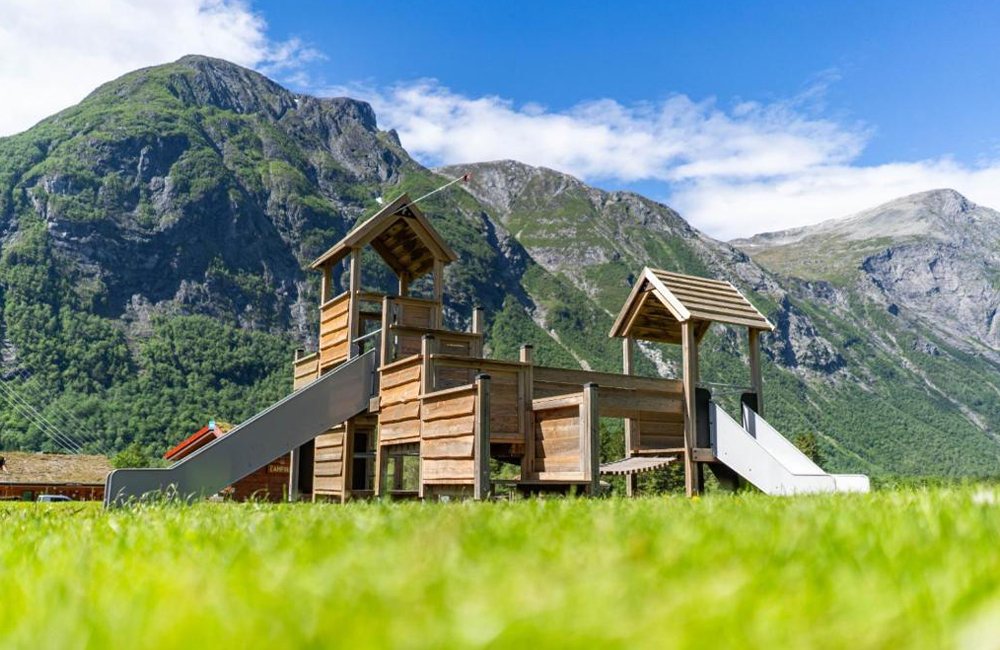 Trollstigen Camping & Gjestegård in de Isterdalen bij de Romsdalsfjord in Noorwegen