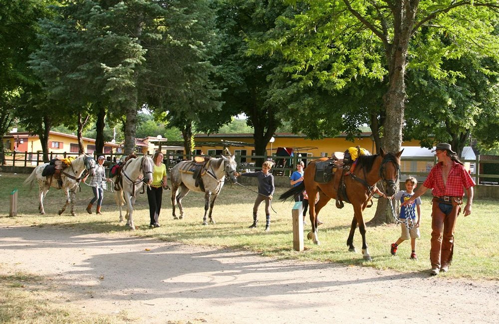 Hondvriendelijke Camping Le Ranch des Volcans