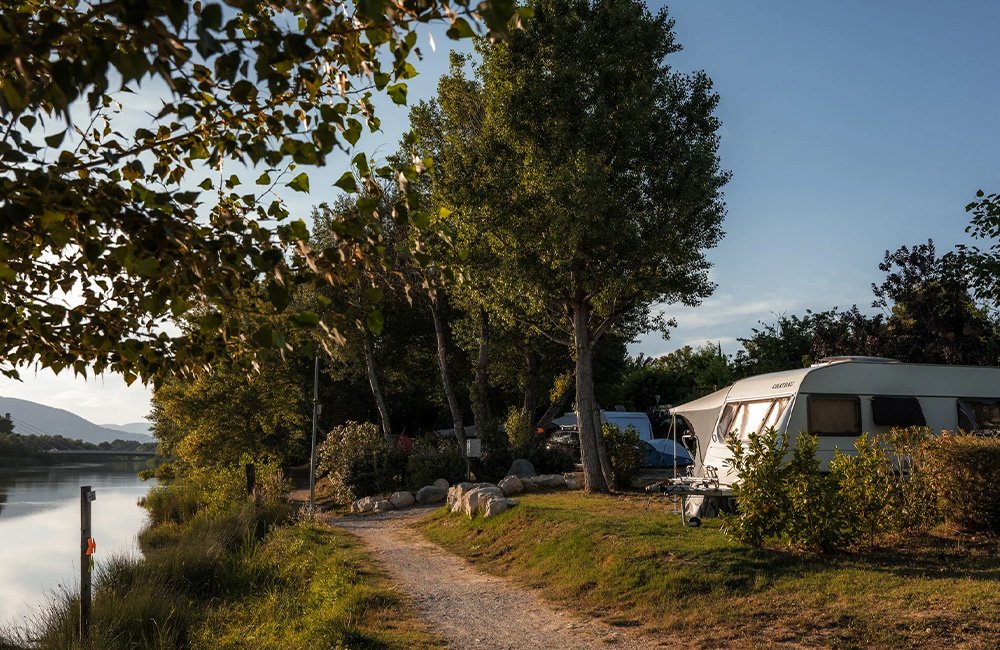 Kamperen met hond op Camping L'Hippocampe